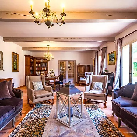 Spa & Jacuzzi- Le Domaine De La Tour Apartmanhotel 5*